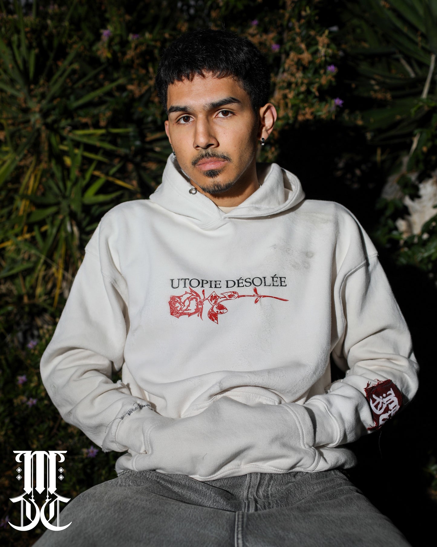 DESOLATE UTOPIA HOODIE